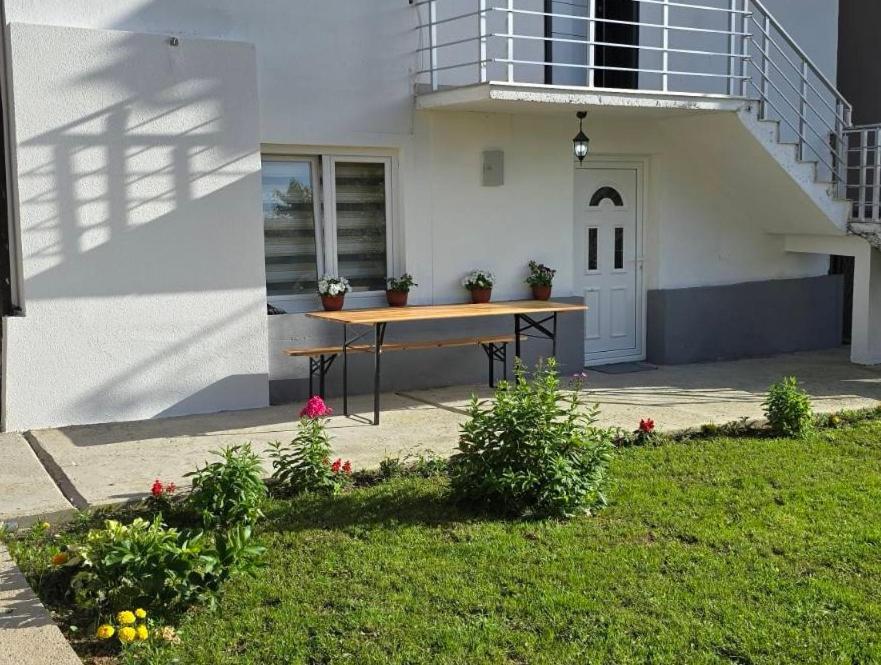 Konak Plav Exterior foto